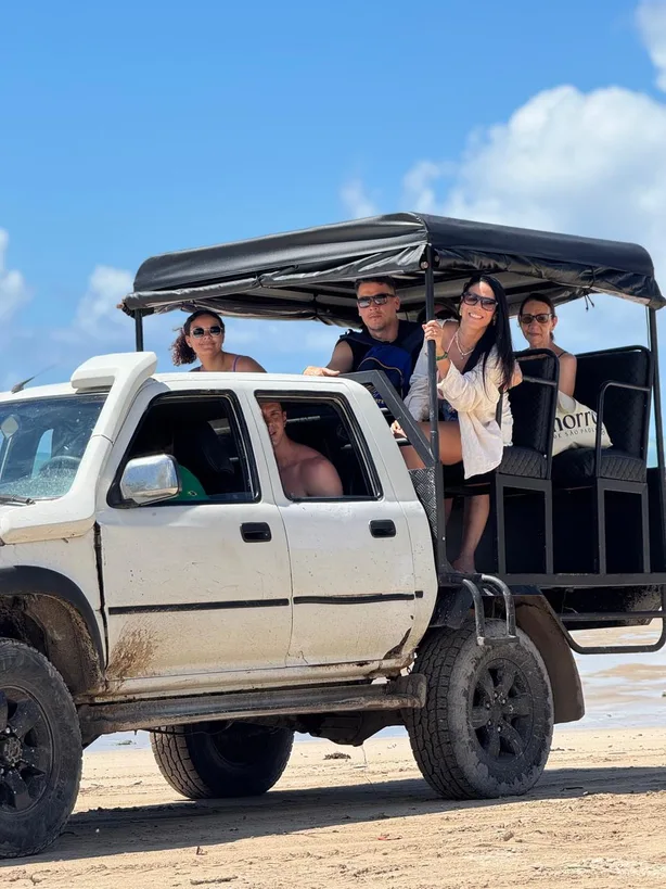 Passeio de 4x4 até Garapuá